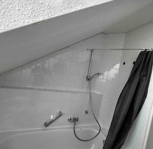 Διαμέρισμα Traumhafte Direkt Am See, S-bahn Naehe *
