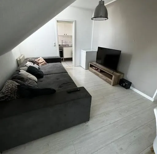 Traumhafte Direkt Am See, S-bahn Naehe Apartment *